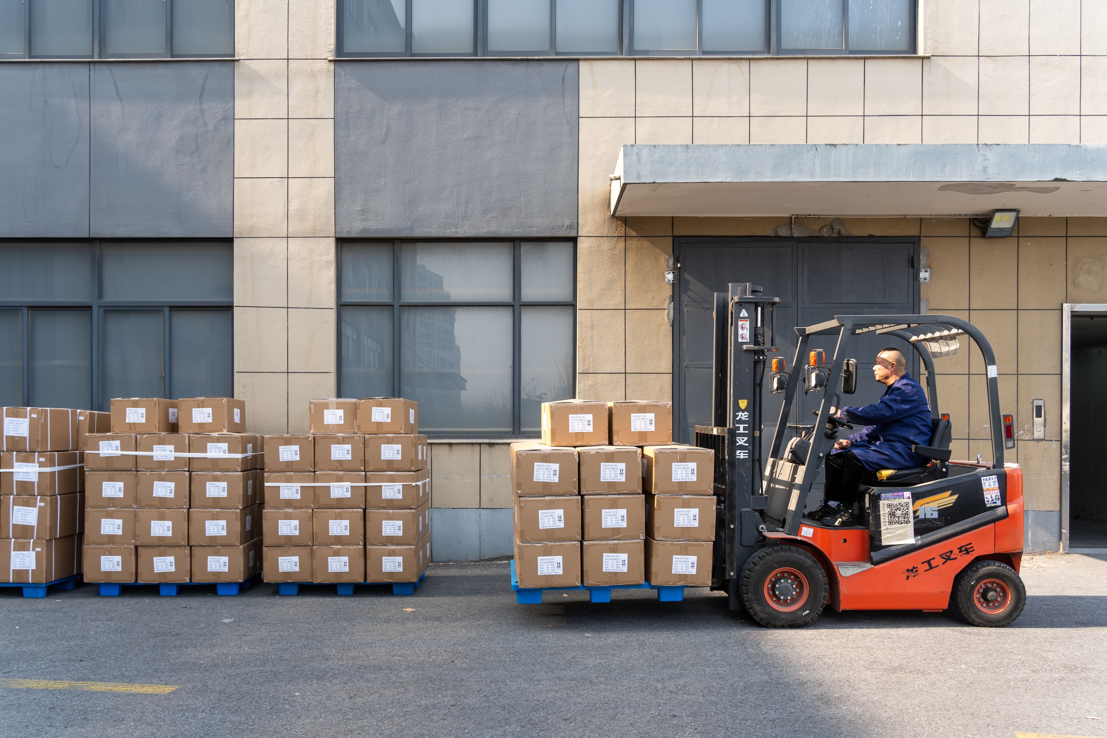 Logistics & Warehousing